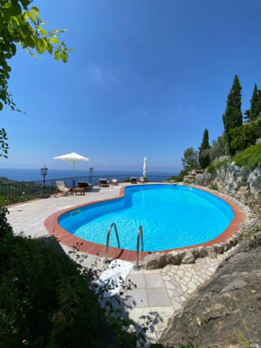 Romantic Resort